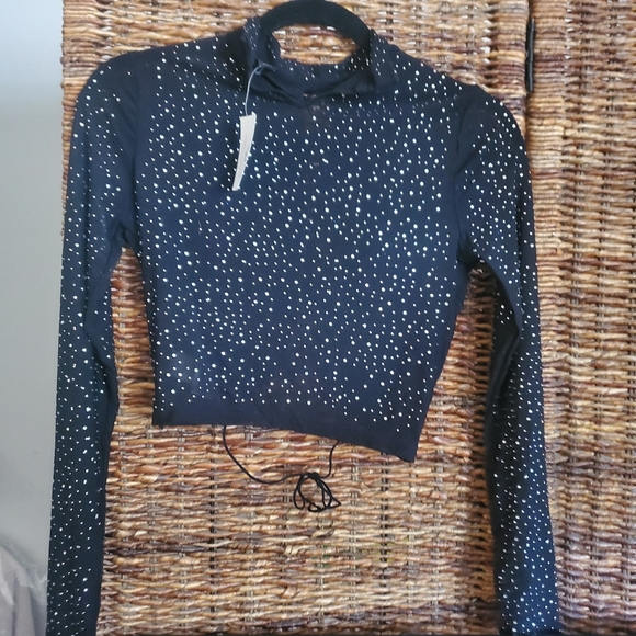 New black, sequin, crop top, long sleeve - Picture 4 of 7